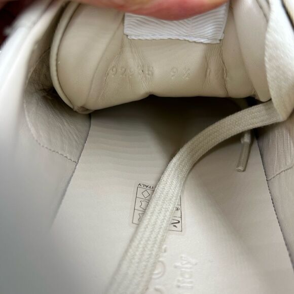 Men’s Gucci Rython star logo leather sneakers, size 9.5 made in Italy. - Picture 8 of 9